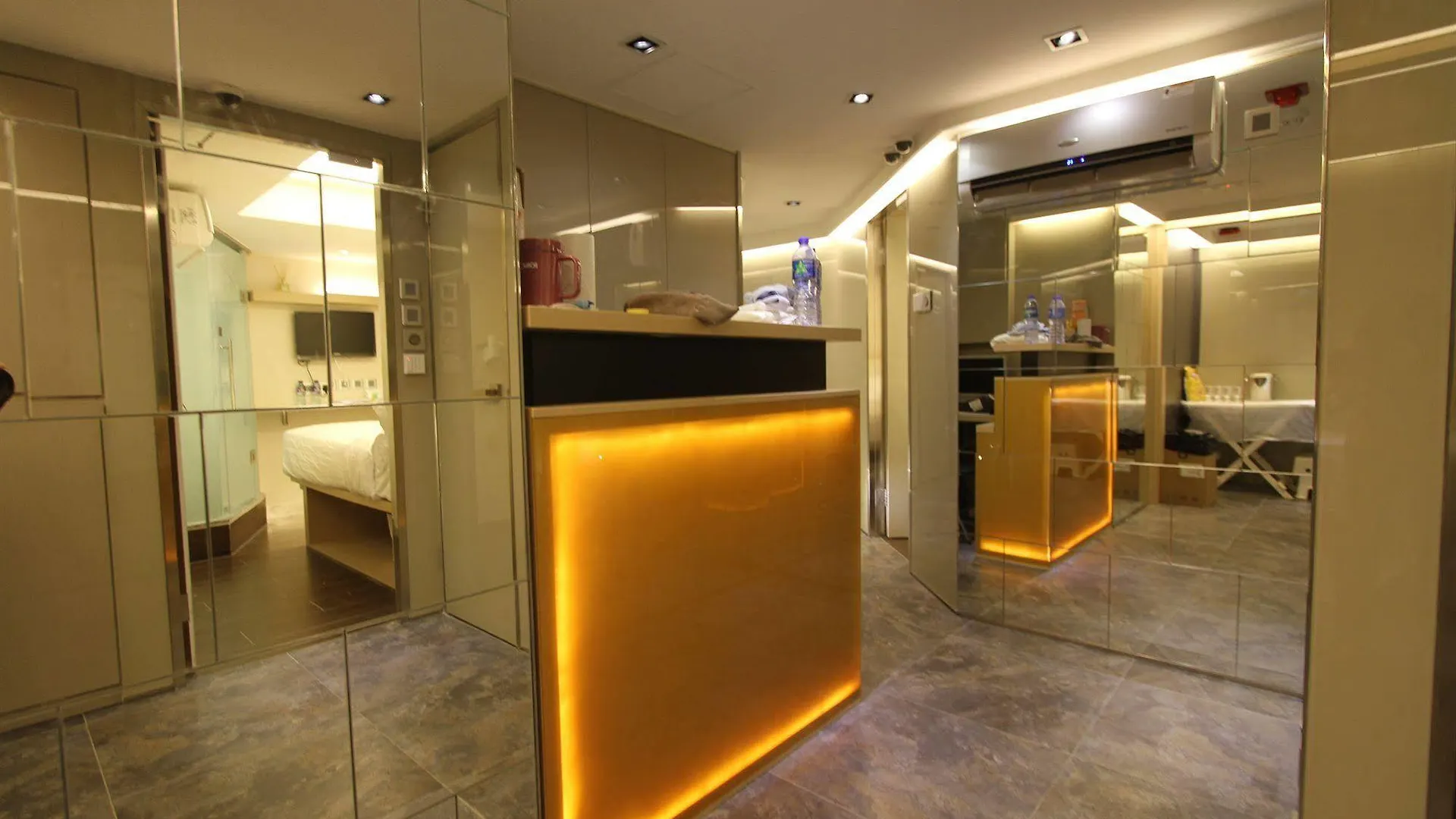 Oxford Guest House - Premium Guest House Limited Hong Kong